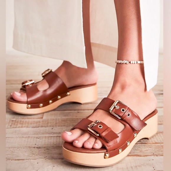 Free People Shoes - Free People Fiona Buckle Clogs Sandals Size 9 Brown